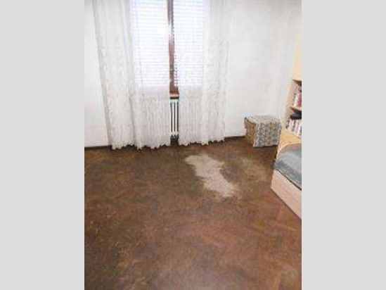 Quadrilocale in Vendita a Civitella di Romagna, 72'000€, 137 m²