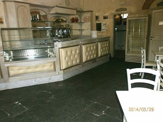 Immobile commerciale in Affitto a Buti, 750€, 60 m²