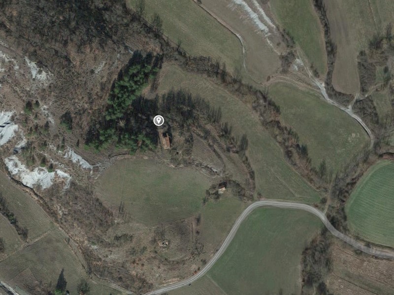 Casa Indipendente in Vendita a Mioglia, 70'000€, 200 m²