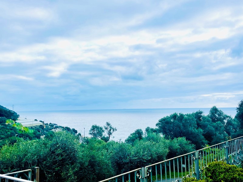 Trilocale in Vendita a San Lorenzo al Mare, 260'000€, 85 m², arredato