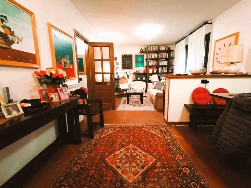 Appartamento in Vendita a Lucca, zona San Macario In Piano, 229'000&euro;, 100 m², arredato