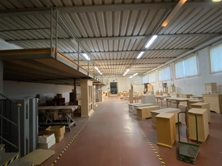 Capannone in Vendita a Porcari, zona Padule, 1'500'000€, 2600 m²