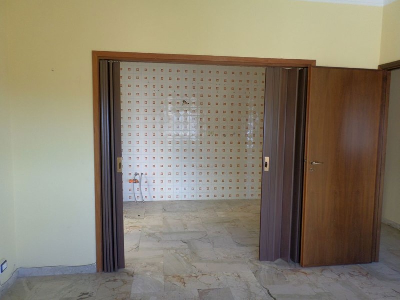 Quadrilocale in Vendita a Agrigento, 60'000€, 110 m²