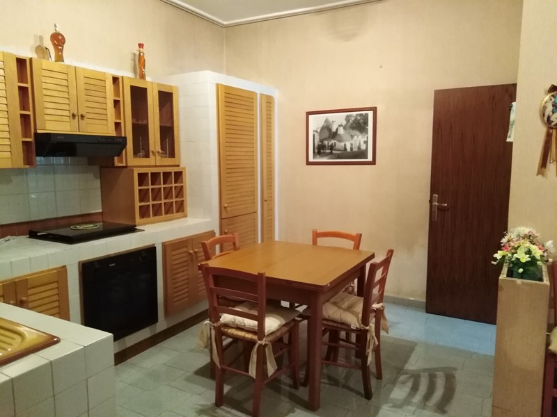 Casa Indipendente in Vendita a Ragusa, 90'000&euro;, 200 m², con Box