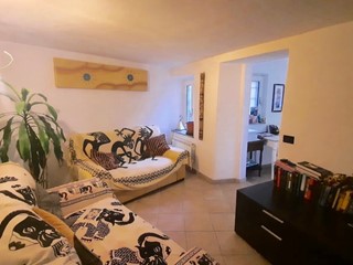 Casa Semi Indipendente in Vendita a Arcola, zona Trebiano, 250'000€, 140 m²