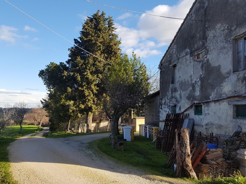 Casa Indipendente in Vendita a Senigallia, zona San Silvestro, 500'000&euro;, 850 m²