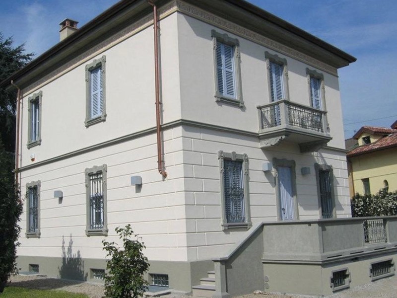 Ufficio in Affitto a Empoli, 4'000&euro;, 350 m²