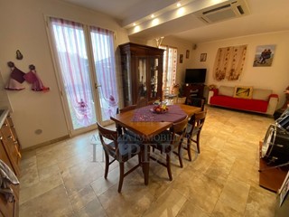 Casa Indipendente in Vendita a Soldano, 540'000€, 180 m²