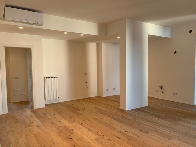 Appartamento in Vendita a Alassio, 840'000€, 110 m²