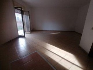 Quadrilocale in Vendita a Mascali, 95'000€, 130 m²