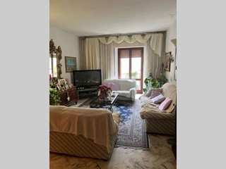 Appartamento in Vendita a Pisa, 515'000€, 202 m²