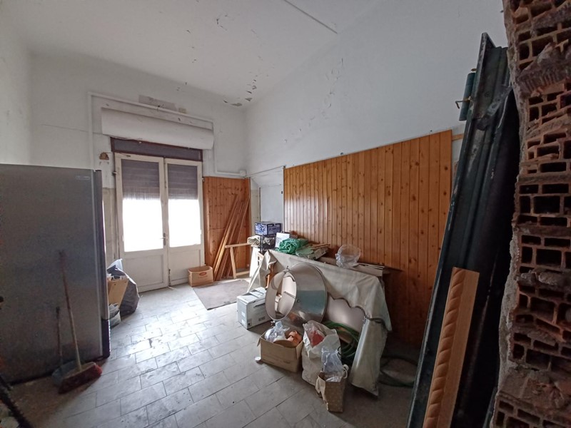 Immobile commerciale in Vendita a Capraia e Limite, 65'000€, 85 m²