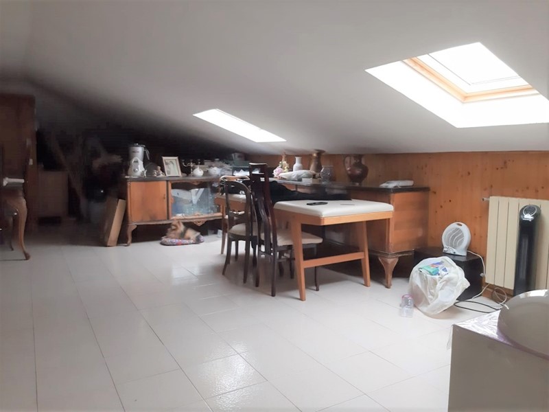 Trilocale in Vendita a Tivoli, 60'000&euro;, 90 m²