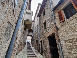 Casa Semi Indipendente in Vendita a Lugnano in Teverina, 20'000€, 100 m²