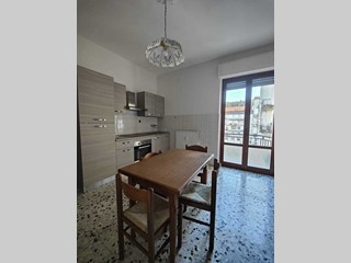 Quadrilocale in Vendita a Aulla, 115'000€, 78 m², arredato