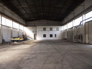 Capannone in Affitto a Acquaviva Picena, 3'500€, 2050 m²