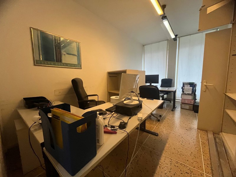 Ufficio in Affitto a Pisa, zona Stazione, 2'800€, 110 m²