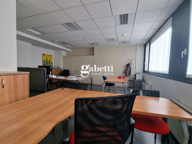 Ufficio in Vendita a Trento, 287'000€, 122 m²