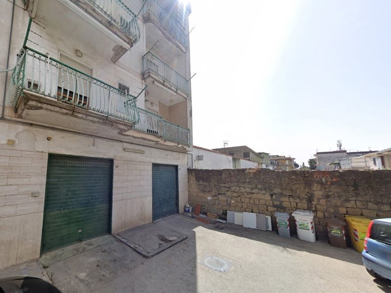 Negozio in Vendita a Napoli, 30'000€, 31 m²
