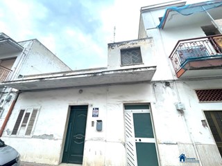 Casa Indipendente in Vendita a Capurso, 143'000€, 90 m²