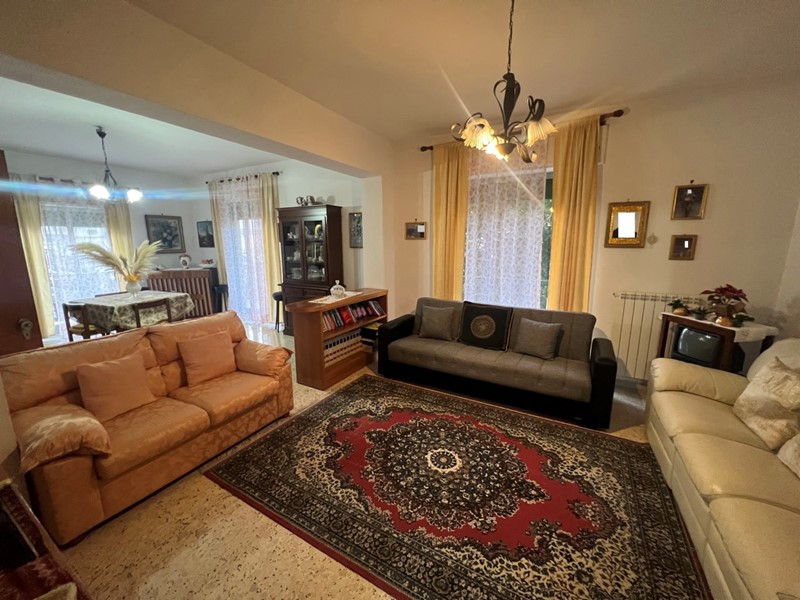 Trilocale in Vendita a Amantea, 140'000€, 167 m²