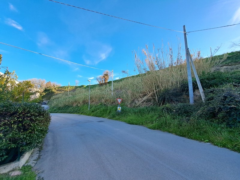 Terreno edificabile in Vendita a Fossacesia, zona Fossacesia Marina, 120'000€, 4575 m²