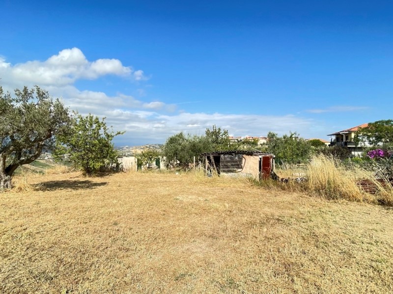 Terreno agricolo in Vendita a Silvi, 42'000€, 850 m²