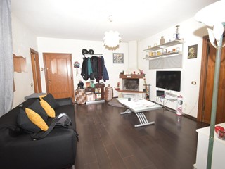 Appartamento in Vendita a Vecchiano, zona Migliarino, 198'000€, 105 m², arredato