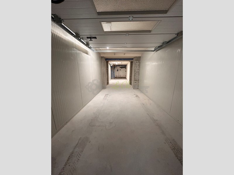 Box in Vendita a Courmayeur, 108'000€, 32 m², con Box