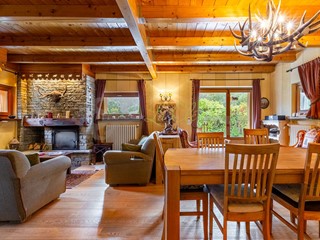 Appartamento in Vendita a Prè Saint Didier, zona Verrand, 250 m², arredato, con Box