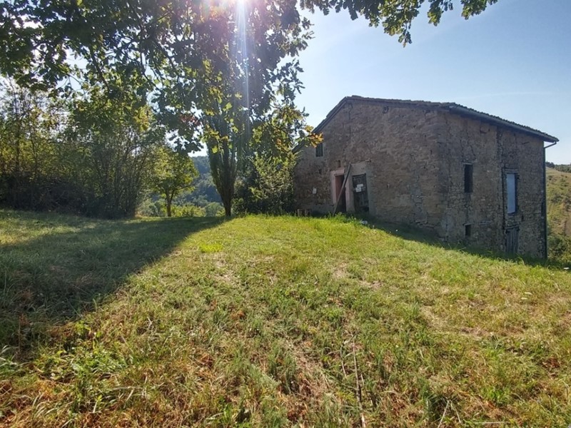 Casa Indipendente in Vendita a Guiglia, zona Monteorsello, 55'000€, 140 m²