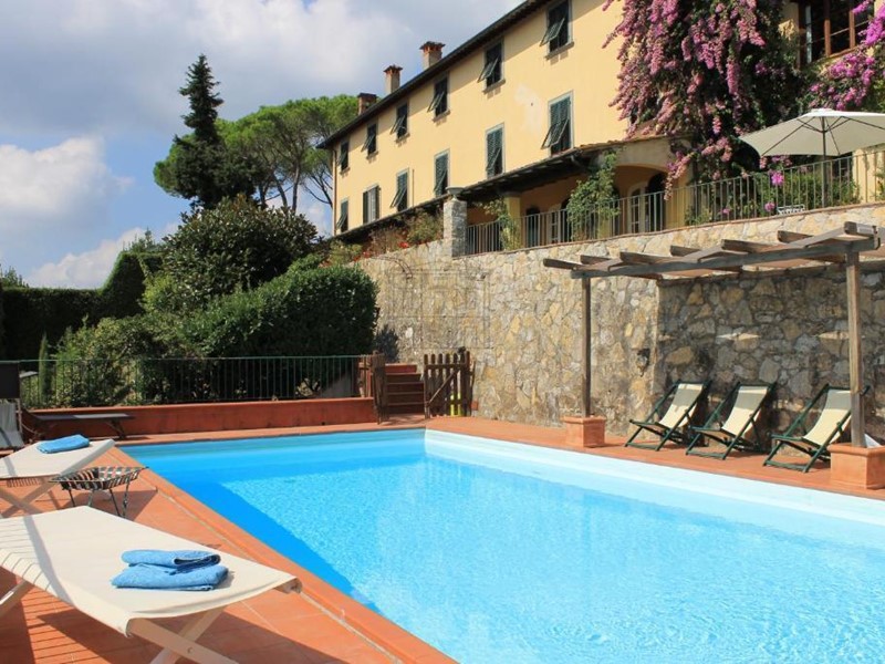 Villa in Vendita a Lucca, zona Nord, 3'300'000€, 1200 m²