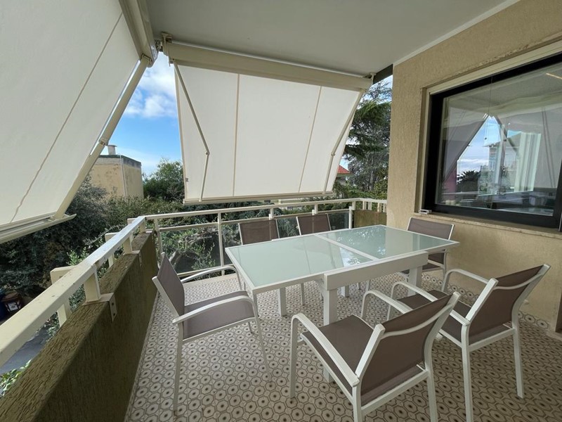 Trilocale in Vendita a Sanremo, zona La Brezza, 555'000€, 90 m², arredato, con Box