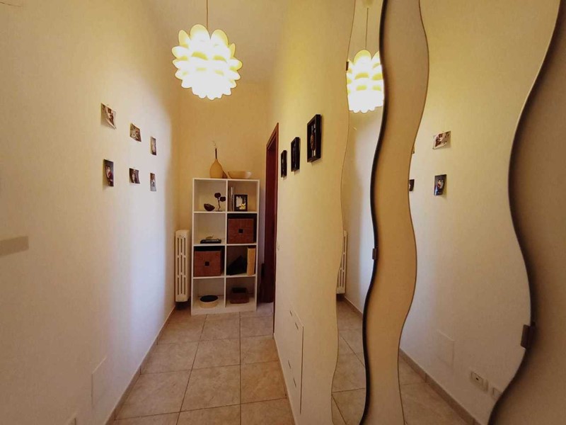 Trilocale in Vendita a Belvedere Ostrense, 72'000€, 70 m²