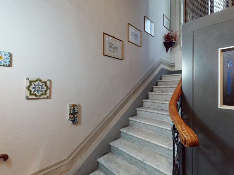 Casa Indipendente in Vendita a Pisa, 650'000€, 370 m²