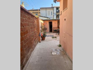Casa Indipendente in Vendita a Viareggio, 370'000€, 120 m², arredato