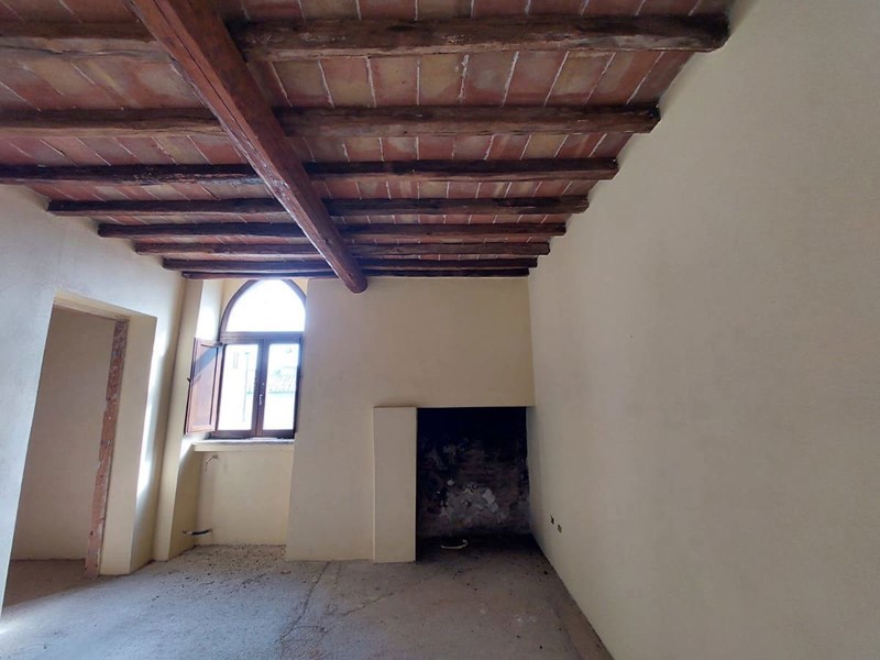 Trilocale in Vendita a Amelia, 49'000€, 86 m²