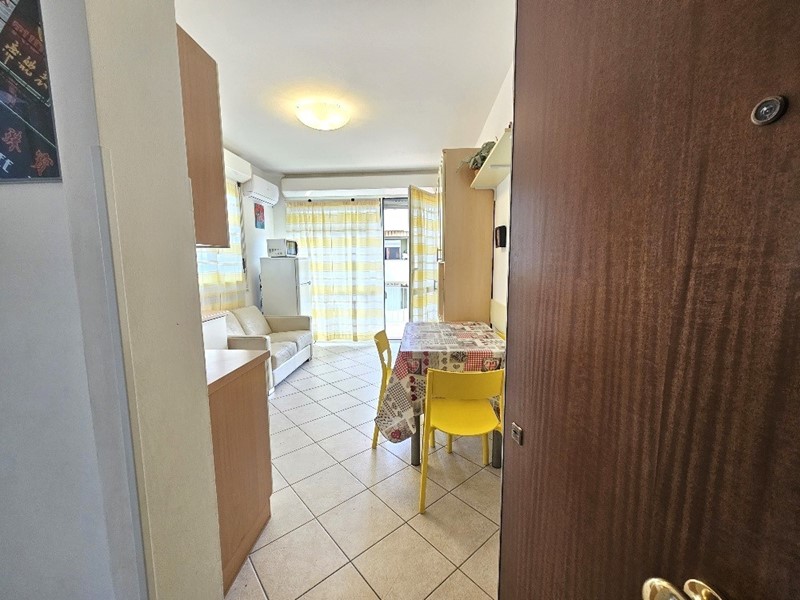 Trilocale in Vendita a San Bartolomeo al Mare, 230'000€, 50 m², arredato, con Box