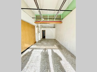 Immobile commerciale in Affitto a Arezzo, 550€, 45 m²