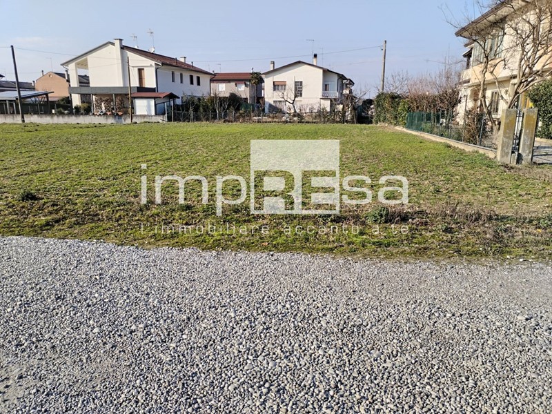 Terreno edificabile in Vendita a Treviso, zona Canizzano, 80'000€, 855 m²