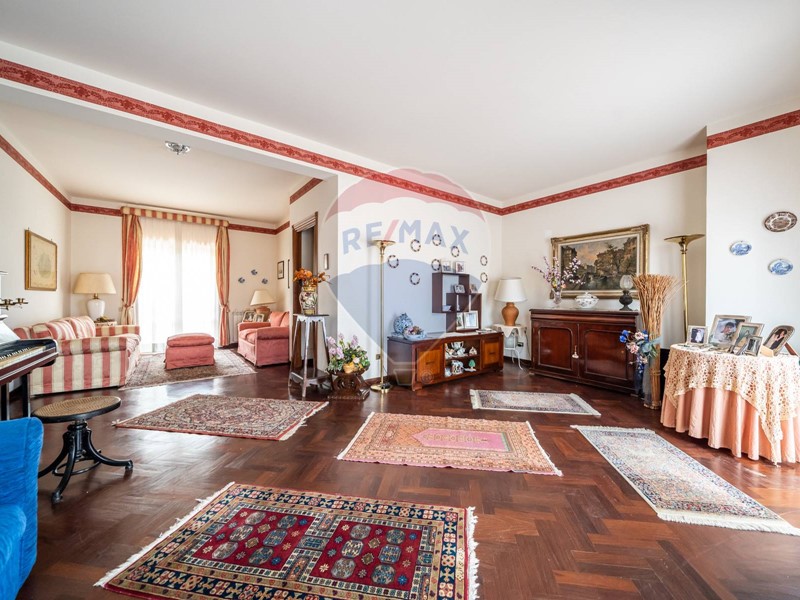 Villa in Vendita a Palermo, zona Boccadifalco, 298'000€, 219 m²