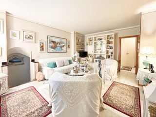 Quadrilocale in Vendita a Empoli, 405'000€, 105 m², con Box