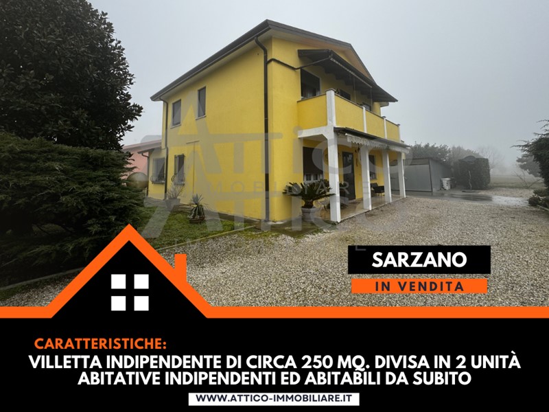 Casa Indipendente in Vendita a Rovigo, zona Sarzano, 275'000€, 250 m², con Box