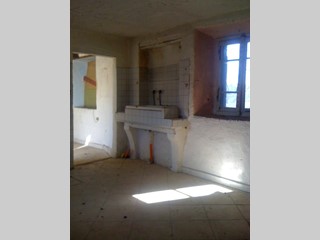 Casa Semi Indipendente in Vendita a Massarosa, zona Pieve a Elici, 65'000€, 60 m²