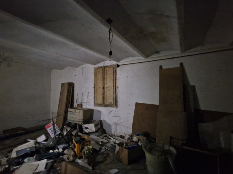 Immobile commerciale in Vendita a Todi, 80'000€, 128 m²