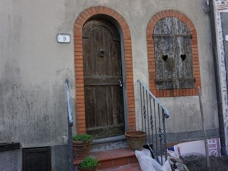 Casa Indipendente in Vendita a Borgo a Mozzano, zona Anchiano, 47'000&euro;, 70 m²
