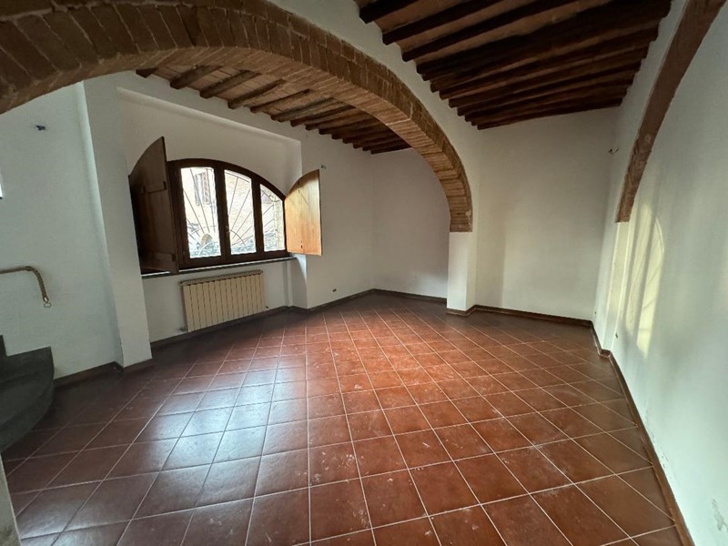 Casa Indipendente in Vendita a Siena, zona Costalpino, 260'000€, 140 m²