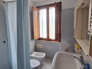 Casa Indipendente in Vendita a Borgo a Mozzano, zona Domazzano, 78'000&euro;, 80 m²