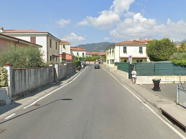 Terreno edificabile in Vendita a Carrara, 10000 m²