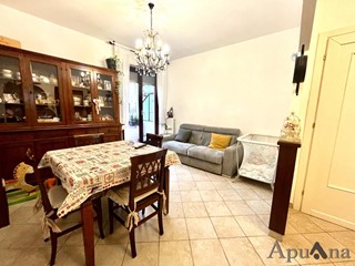 Bilocale in Vendita a Massa, 170'000€, 55 m², arredato